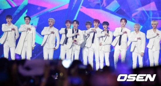 BTS “vét sạch” giải lớn, Wanna One gây tranh cãi khi nhận Daesang tại MGA 2018 - Ảnh 8.