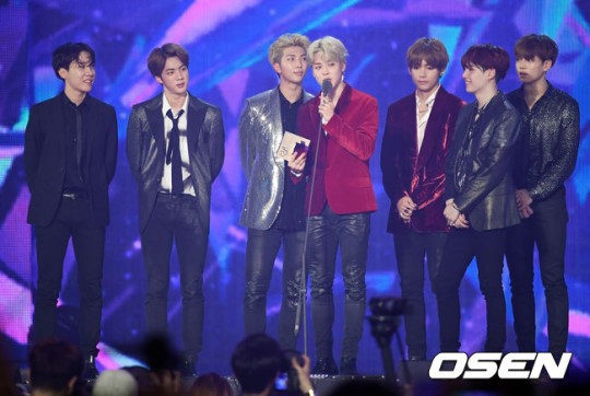 BTS “vét sạch” giải lớn, Wanna One gây tranh cãi khi nhận Daesang tại MGA 2018 - Ảnh 4.