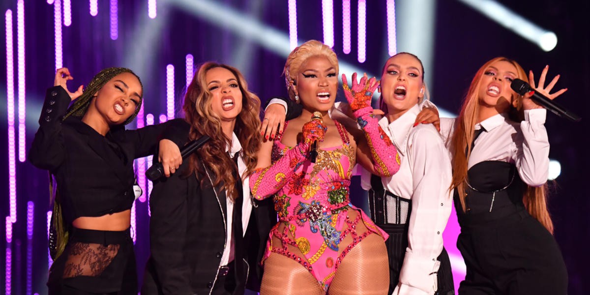 5 khoảnh khắc đáng nhớ nhất tại lễ trao giải MTV EMAs 2018 - Ảnh 2. 5 khoảnh khắc đáng nhớ nhất tại lễ trao giải MTV EMAs 2018 - Ảnh 2.