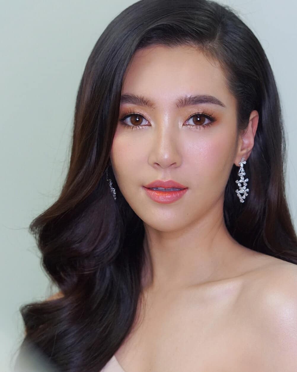 Top mỹ nhân lai đình đám nhất Thái Lan: Nhan sắc xinh đẹp, nửa kia không tỷ phú, thiếu gia thì cũng là nam thần - Ảnh 22. Top mỹ nhân lai đình đám nhất Thái Lan: Nhan sắc xinh đẹp, nửa kia không tỷ phú, thiếu gia thì cũng là nam thần - Ảnh 22.