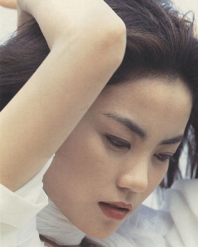 Nh&igrave;n ảnh cũ của Vương Phi đủ hiểu tại sao Tạ Đ&igrave;nh Phong m&ecirc; mẩn người t&igrave;nh gi&agrave; đến thế - Ảnh 6.