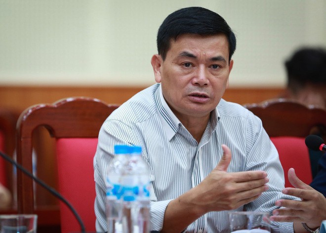 Vụ Innova l&ugrave;i xe tr&ecirc;n cao tốc: Ph&oacute; Ch&aacute;nh thanh tra giao th&ocirc;ng n&oacute;i g&igrave;? - Ảnh 2.