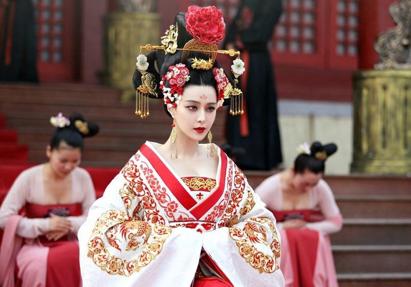 Chuyện đời nữ hoàng đế Võ Tắc Thiên lần đầu tiên được Hollywood làm phim - Ảnh 2. Chuyện đời nữ hoàng đế Võ Tắc Thiên lần đầu tiên được Hollywood làm phim - Ảnh 2.