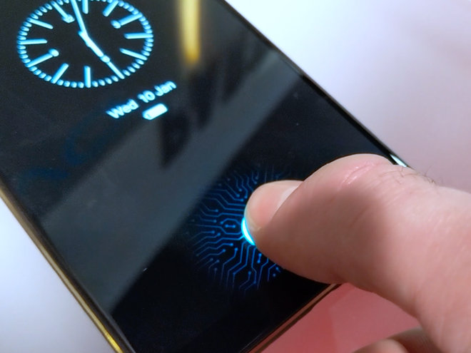 Tất tần tật về Samsung Galaxy X: Smartphone màn hình gập nóng hổi sẽ lộ diện rạng sáng mai - Ảnh 2.
