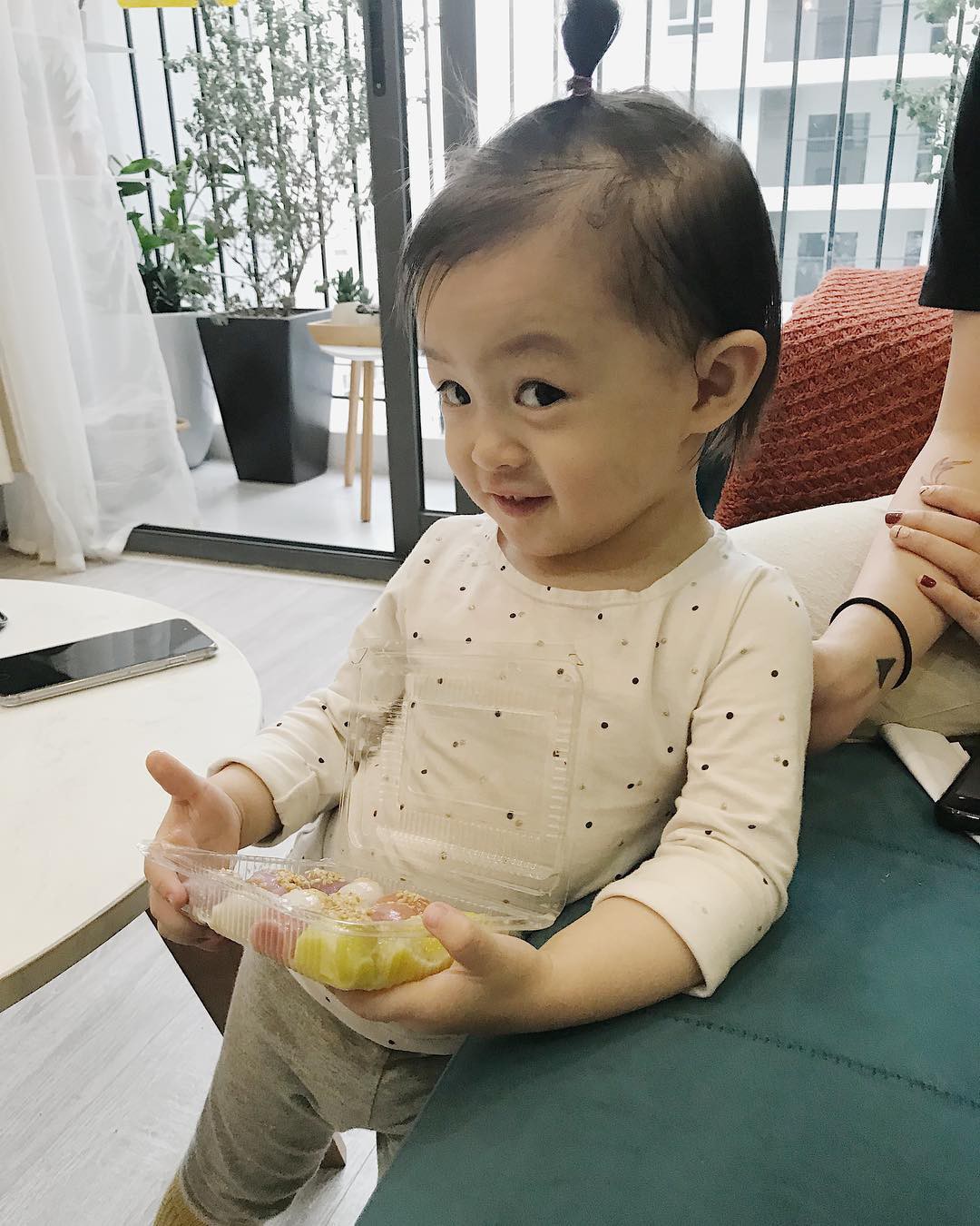 Ngắm loạt nhóc tỳ đang hot nhất MXH: Nếu không quá đáng yêu thì cũng là meme đậm chất giải trí - Ảnh 33. Ngắm loạt nhóc tỳ đang hot nhất MXH: Nếu không quá đáng yêu thì cũng là meme đậm chất giải trí - Ảnh 33.