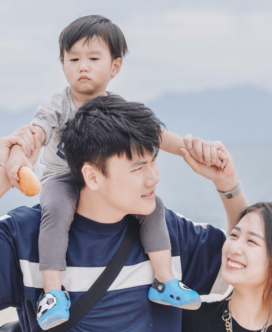 Ngắm loạt nhóc tỳ đang hot nhất MXH: Nếu không quá đáng yêu thì cũng là meme đậm chất giải trí - Ảnh 19. Ngắm loạt nhóc tỳ đang hot nhất MXH: Nếu không quá đáng yêu thì cũng là meme đậm chất giải trí - Ảnh 19.