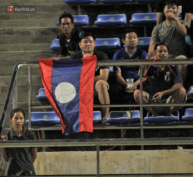Đây mới là lý do khiến cầu thủ Lào chạnh lòng sau trận thua 0-3 trước Việt Nam ở AFF Cup 2018 - Ảnh 11.