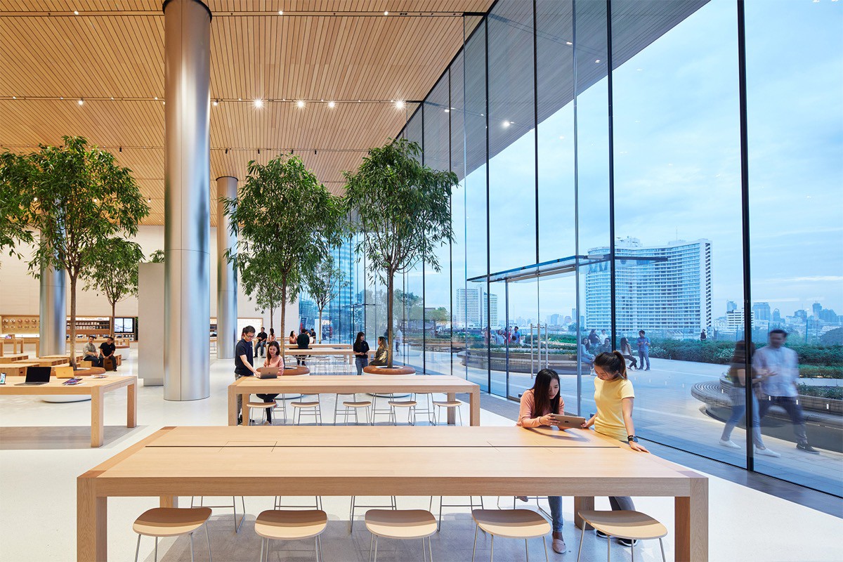 Những hình ảnh đầu tiên bên trong Apple Store Thái Lan: Sang xịn thế này mà không check-in thì quá phí - Ảnh 2. Những hình ảnh đầu tiên bên trong Apple Store Thái Lan: Sang xịn thế này mà không check-in thì quá phí - Ảnh 2.