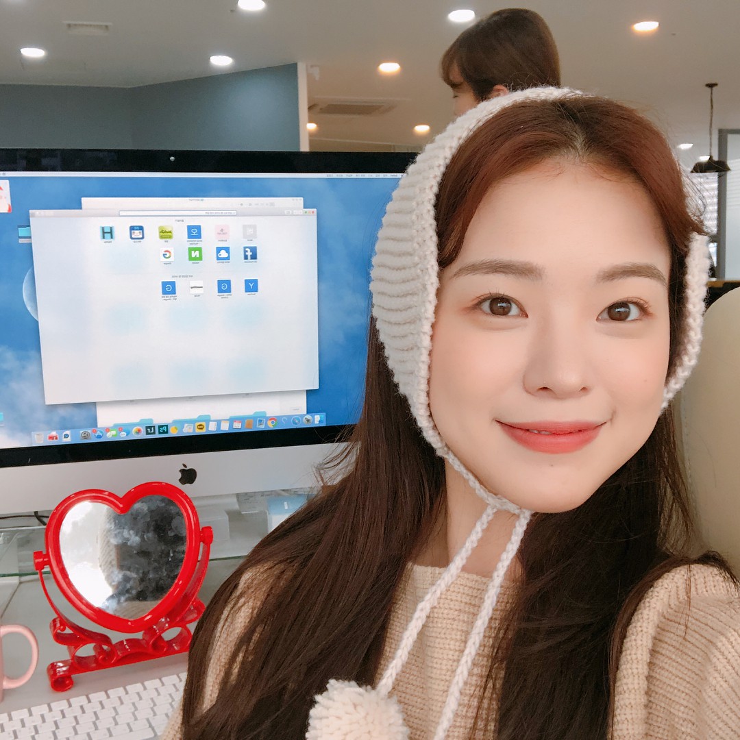 Mũ len phi công và bịt tai quả bông - 2 món phụ kiện hay ho siêu xinh siêu ấm cho ngày đại hàn bạn đã biết đến chưa? - Ảnh 11. Mũ len phi công và bịt tai quả bông - 2 món phụ kiện hay ho siêu xinh siêu ấm cho ngày đại hàn bạn đã biết đến chưa? - Ảnh 11.