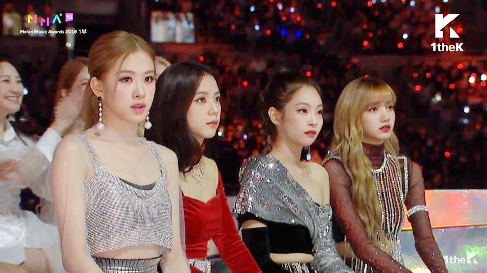 Mỹ nhân Black Pink bất ngờ bùng nổ nhan sắc tại MMA: Lấn át cả Jennie, chiếm cả spotlight trong fancam idol khác - Ảnh 3.