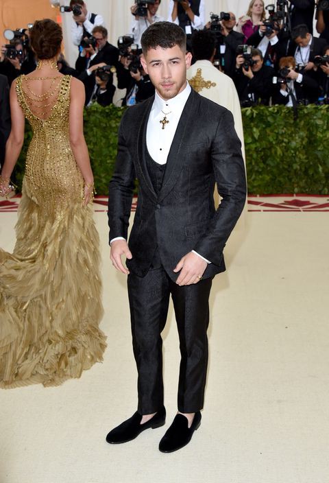 Câu chuyện tình yêu tưởng nhanh mà không nhanh của Nick Jonas và Hoa hậu Thế giới trước đám cưới thế kỷ - Ảnh 6. Câu chuyện tình yêu tưởng nhanh mà không nhanh của Nick Jonas và Hoa hậu Thế giới trước đám cưới thế kỷ - Ảnh 6.