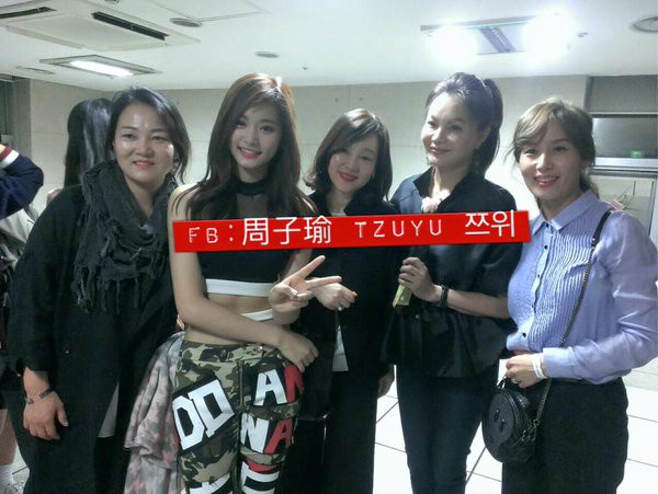 Những ông bố bà mẹ địa vị khủng của sao Hàn: Jin và Lisa gây bất ngờ, nhưng ấn tượng nhất là 2 trường hợp cuối - Ảnh 9.