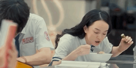 Cười mệt khi xem Trang Hý cháy tóc - Kaity Nguyễn cháy đầm trong trailer chính thức của Hồn Papa, Da Con Gái - Ảnh 5.