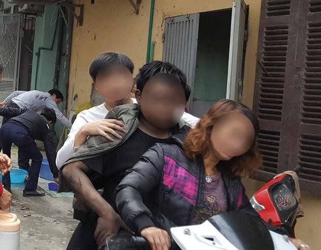 H&agrave; Đ&ocirc;ng: Chủ nh&agrave; nạp pin xe điện qua đ&ecirc;m g&acirc;y hoả hoạn - Ảnh 2.