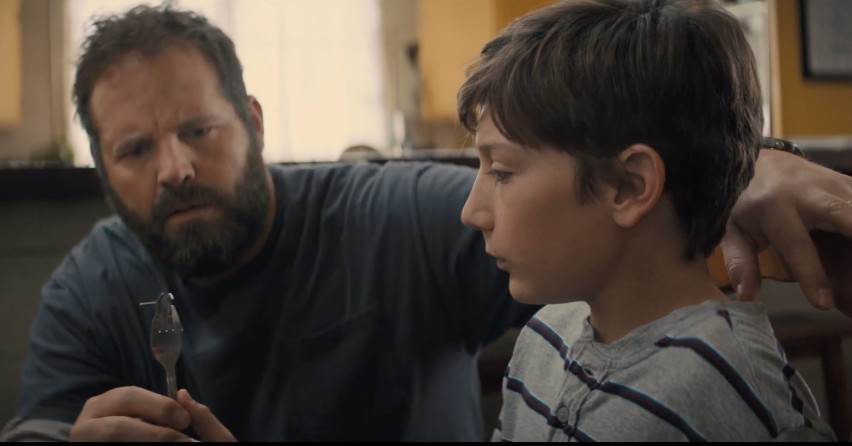 Nghẹt thở với trailer “Brightburn”: Chuyện gì sẽ xảy ra nếu Superman ác từ trong trứng? - Ảnh 6. Nghẹt thở với trailer “Brightburn”: Chuyện gì sẽ xảy ra nếu Superman ác từ trong trứng? - Ảnh 6.