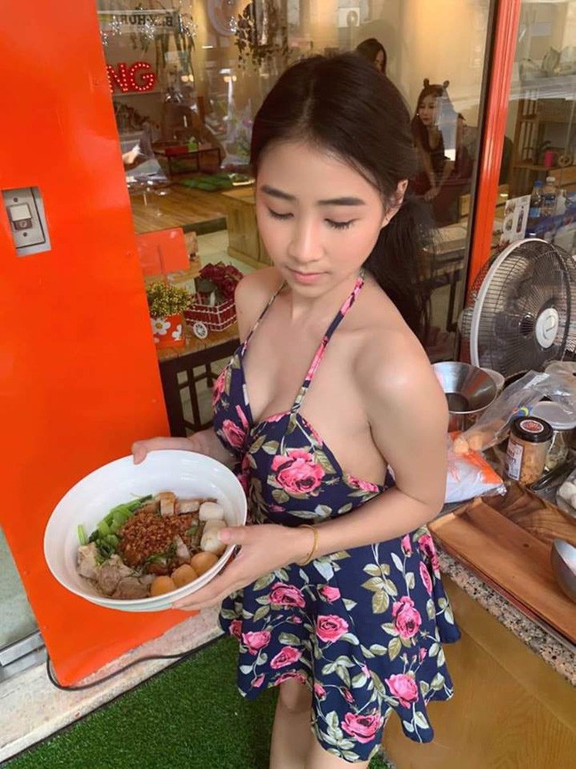 Cô chủ tiệm mỳ Thái Lan bỗng nổi tiếng khắp MXH nhờ vẻ ngoài xinh đẹp nóng bỏng khó cưỡng - Ảnh 3.
