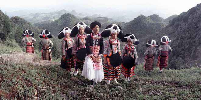21 bức ảnh đẹp đến nín thở của các bộ lạc biệt lập từ khắp nơi trên thế giới - Ảnh 15.