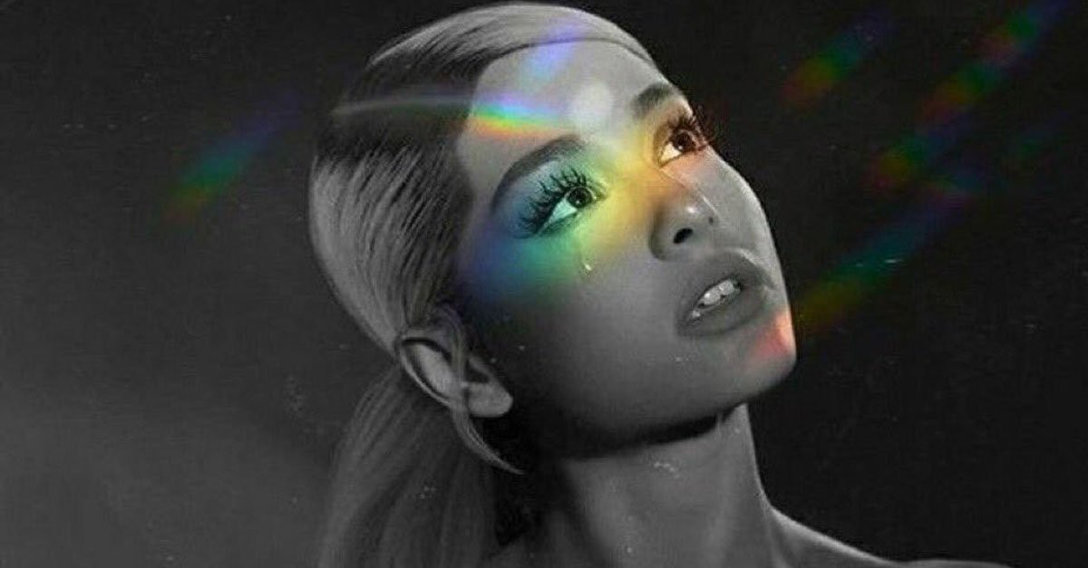 Ariana Grande là nghệ sĩ duy nhất sở hữu kỷ lục này trên Billboard Hot 100 - Ảnh 8. Ariana Grande là nghệ sĩ duy nhất sở hữu kỷ lục này trên Billboard Hot 100 - Ảnh 8.