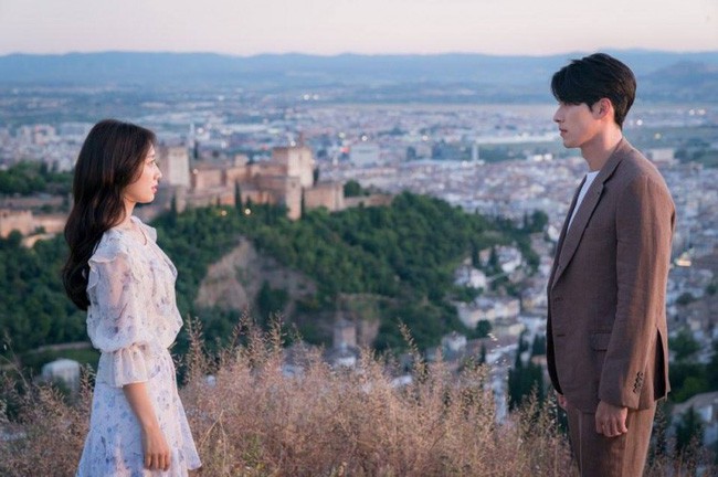 Chưa kịp thả thính nhau trong Hồi Ức Alhambra, Hyun Bin đã khuyên Park Shin Hye đừng... lấy chồng! - Ảnh 2.