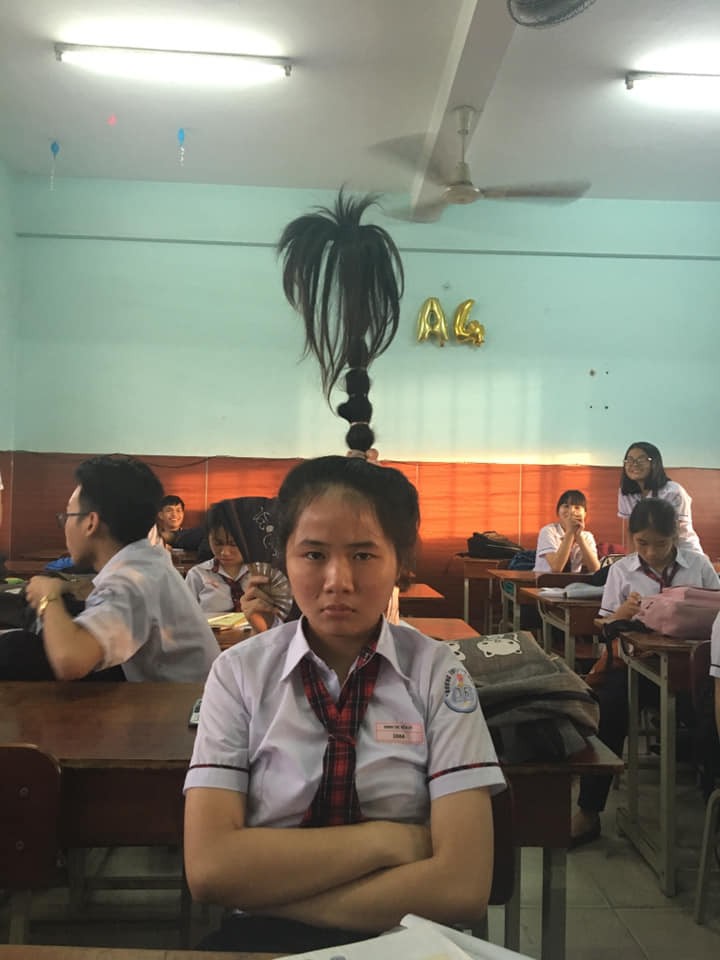 Muốn thành vedette của lớp, hãy thử ngay kiểu tóc cây dừa đang hót hòn họt này - Ảnh 2. Muốn thành vedette của lớp, hãy thử ngay kiểu tóc cây dừa đang hót hòn họt này - Ảnh 2.