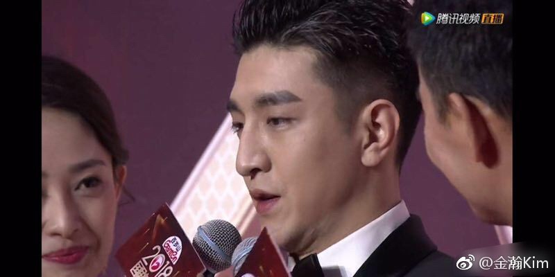 Netizen bình chọn 4 sao nam xấu trai nhìn mãi mới thấy đẹp: Đặng Luân chễm chệ trong danh sách - Ảnh 7. Netizen bình chọn 4 sao nam xấu trai nhìn mãi mới thấy đẹp: Đặng Luân chễm chệ trong danh sách - Ảnh 7.