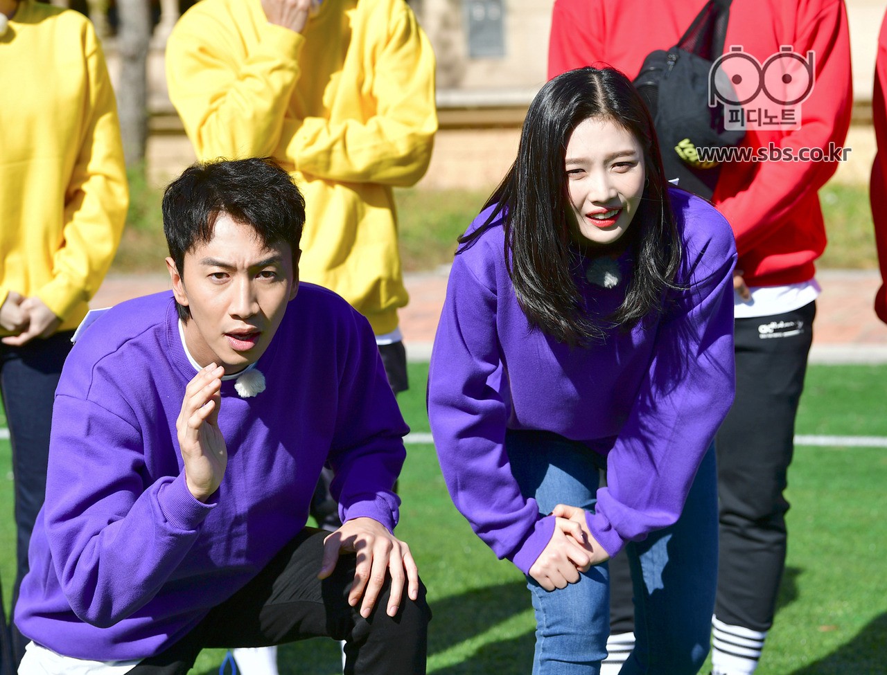 Irene (Red Velvet) từng nhiều lần bị đàn em chung nhóm Joy đánh bại trên show thực tế - Ảnh 13. Irene (Red Velvet) từng nhiều lần bị đàn em chung nhóm Joy đánh bại trên show thực tế - Ảnh 13.