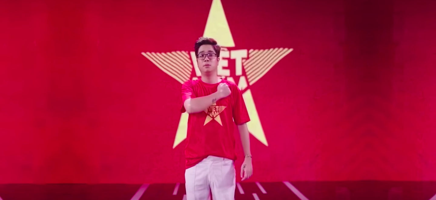 Hơn 50 nghệ sĩ Vpop cùng hoà giọng cổ vũ đội tuyển Việt Nam trước thềm Chung kết AFF Cup 2018 - Ảnh 10. Hơn 50 nghệ sĩ Vpop cùng hoà giọng cổ vũ đội tuyển Việt Nam trước thềm Chung kết AFF Cup 2018 - Ảnh 10.