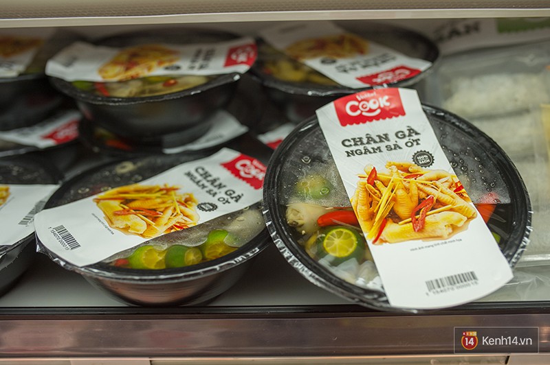 3 món chân gà ngâm chua ngọt chỉ cần đọc tên cũng khiến hội ghiền ăn vặt phải xuýt xoa - Ảnh 2. 3 món chân gà ngâm chua ngọt chỉ cần đọc tên cũng khiến hội ghiền ăn vặt phải xuýt xoa - Ảnh 2.