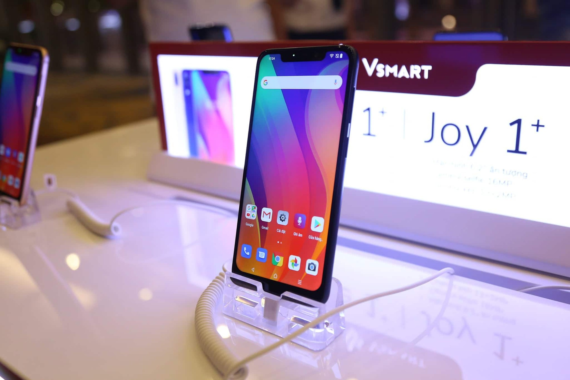 Giá bán Vsmart lộ diện hoàn toàn: Thấp nhất 2,4 triệu, cao nhất 6,5 triệu đồng - Ảnh 14.