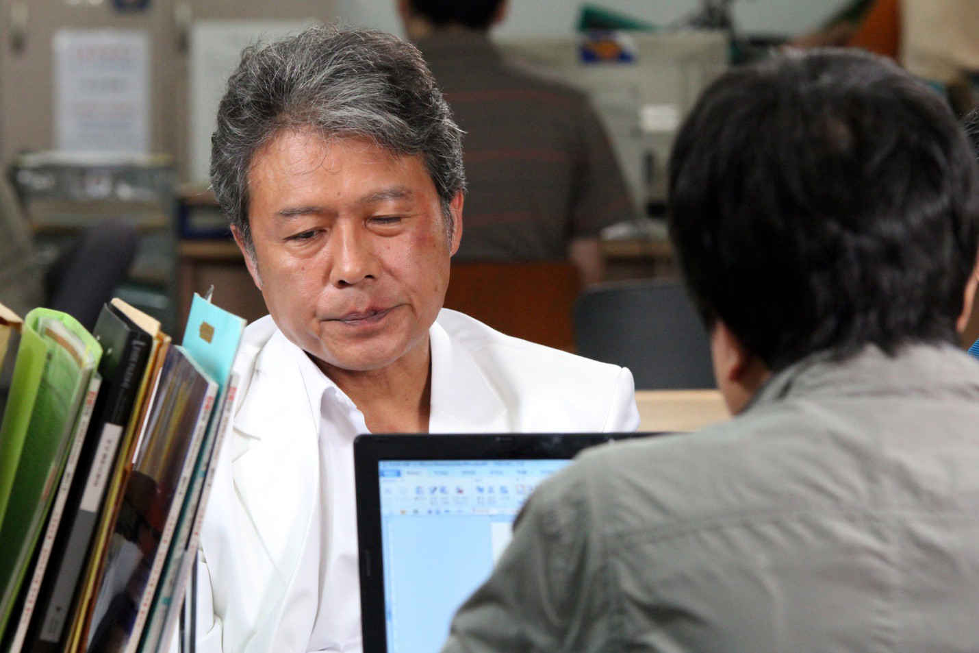 4 l&yacute; do thu h&uacute;t khiến bạn kh&ocirc;ng n&ecirc;n bỏ lỡ My Strange Hero của Yoo Seung Ho - Ảnh 5.