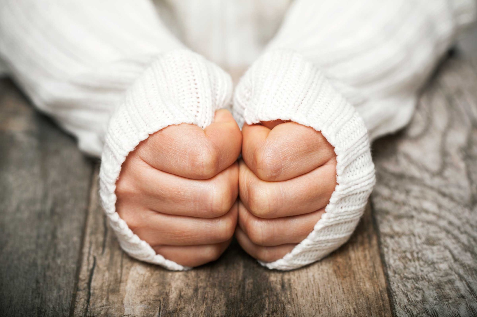 Mùa đông đi ra đường mà không đeo găng tay, coi chừng gặp phải hàng loạt vấn đề nguy hại - Ảnh 6. Mùa đông đi ra đường mà không đeo găng tay, coi chừng gặp phải hàng loạt vấn đề nguy hại - Ảnh 6.