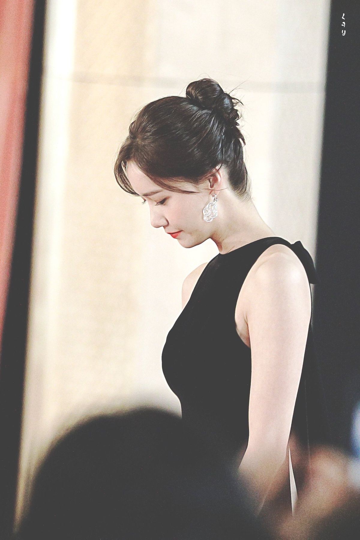 Bị chê có quá nhiều khuyết điểm, Yoona chứng minh: Vẻ đẹp vạn người mê nằm ở khí chất! - Ảnh 3. Bị chê có quá nhiều khuyết điểm, Yoona chứng minh: Vẻ đẹp vạn người mê nằm ở khí chất! - Ảnh 3.