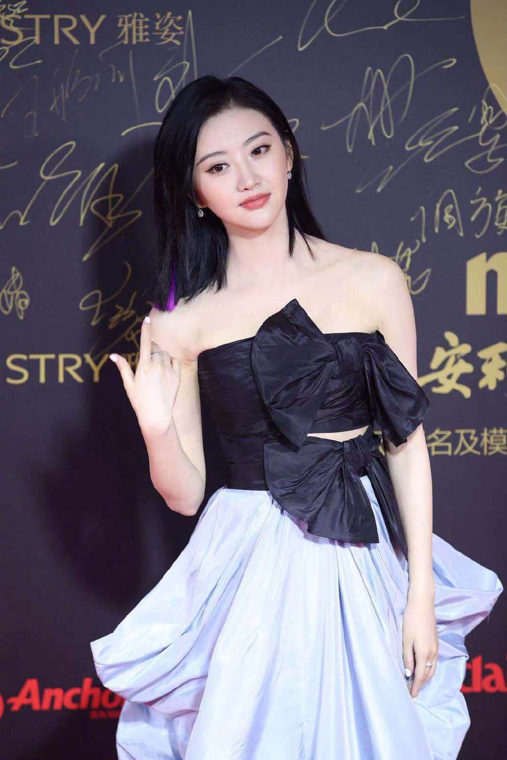 Thảm đỏ Marie Claire: Dương Mịch khí chất ngút ngàn, Angela Baby cùng dàn mỹ nhân đua nhau khoe ngực đầy với váy xẻ hết cỡ - Ảnh 19. Thảm đỏ Marie Claire: Dương Mịch khí chất ngút ngàn, Angela Baby cùng dàn mỹ nhân đua nhau khoe ngực đầy với váy xẻ hết cỡ - Ảnh 19.