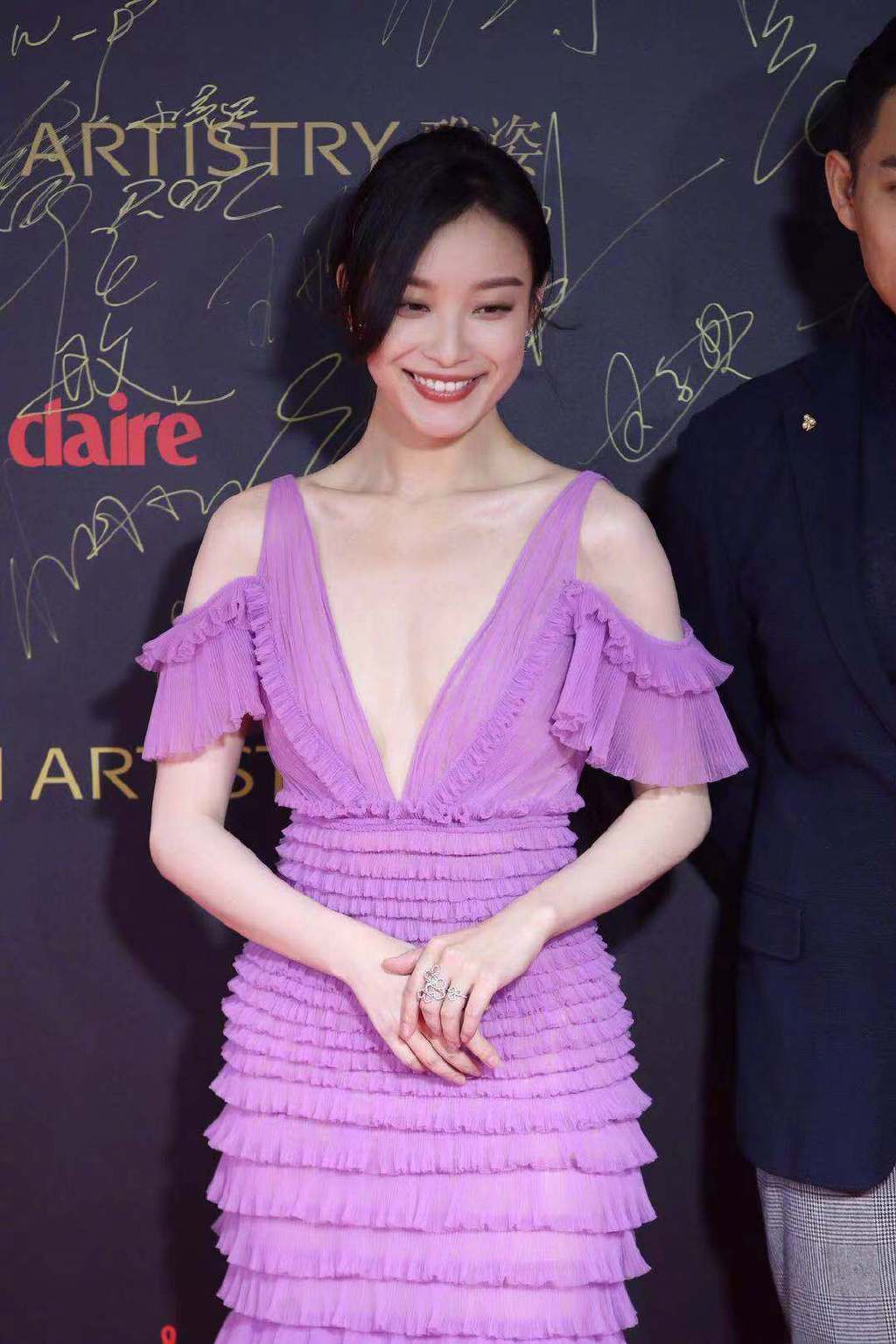 Thảm đỏ Marie Claire: Dương Mịch khí chất ngút ngàn, Angela Baby cùng dàn mỹ nhân đua nhau khoe ngực đầy với váy xẻ hết cỡ - Ảnh 8. Thảm đỏ Marie Claire: Dương Mịch khí chất ngút ngàn, Angela Baby cùng dàn mỹ nhân đua nhau khoe ngực đầy với váy xẻ hết cỡ - Ảnh 8.