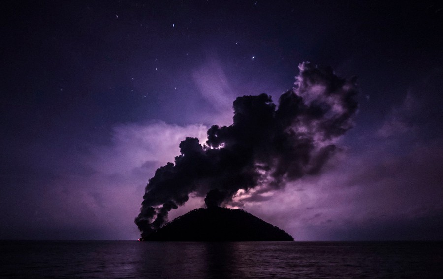 5 vụ núi lửa phun trào kinh khủng nhất năm 2018: đầy tàn nhẫn nhưng cũng đẹp diệu kỳ - Ảnh 7.