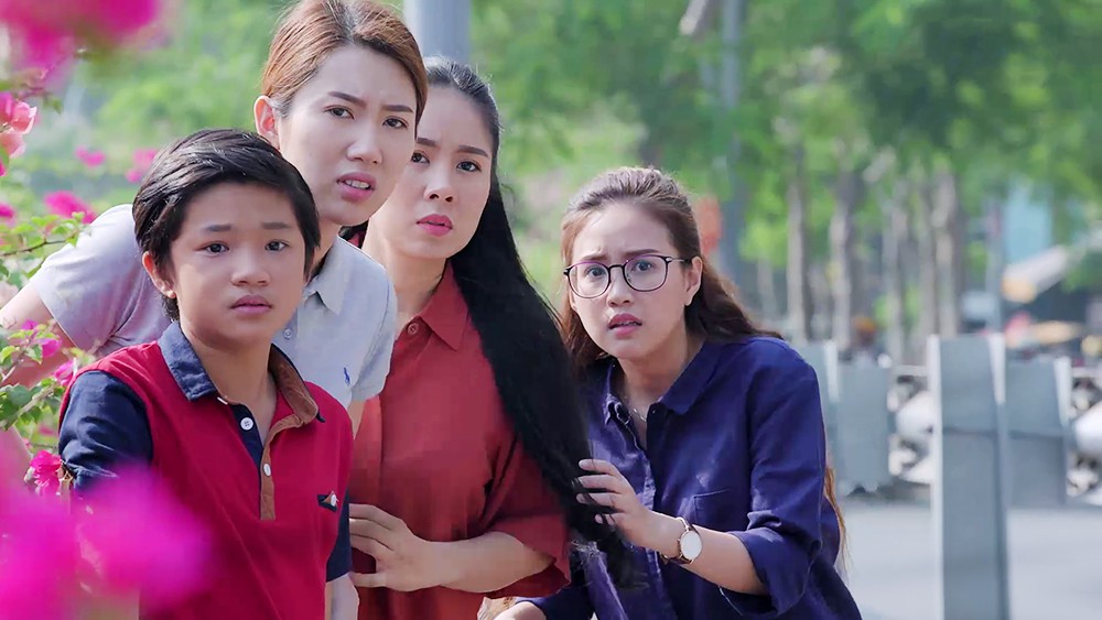 Gạo Nếp Gạo Tẻ: Con trai lâm bạo bệnh, Hân đứng trước nguy cơ đi tù mọt gông - Ảnh 5. Gạo Nếp Gạo Tẻ: Con trai lâm bạo bệnh, Hân đứng trước nguy cơ đi tù mọt gông - Ảnh 5.
