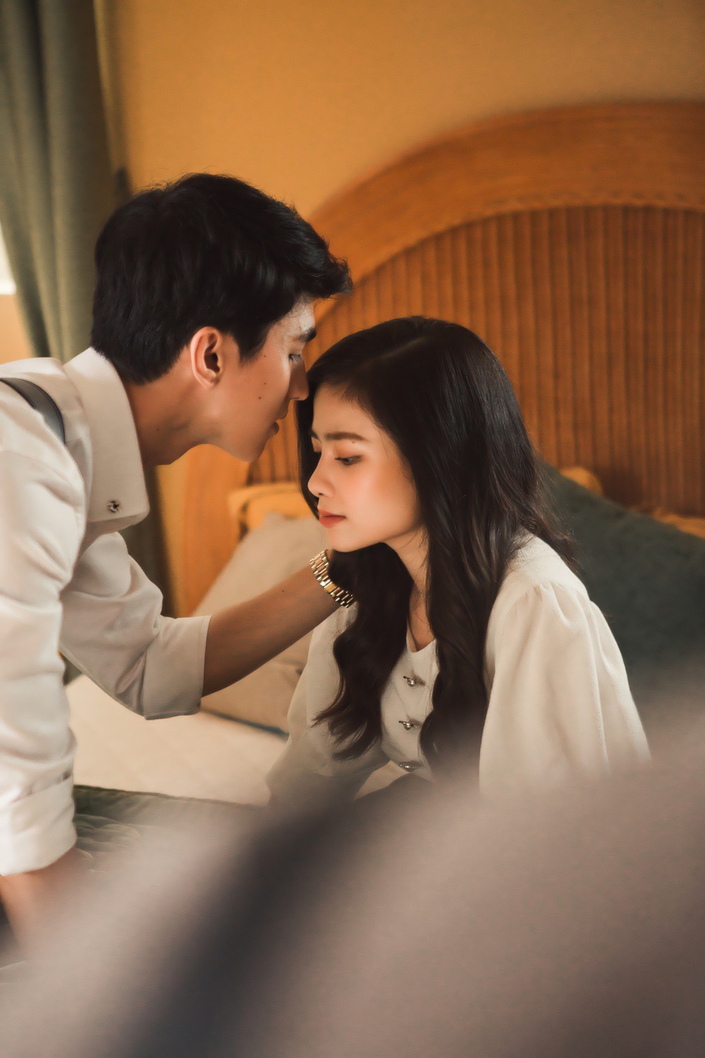 Lại một đề tài về người thứ ba của Vpop, Dương Hoàng Yến và Quỳnh Búp Bê sẽ đấu tranh giành người yêu thế nào? - Ảnh 2. Lại một đề tài về người thứ ba của Vpop, Dương Hoàng Yến và Quỳnh Búp Bê sẽ đấu tranh giành người yêu thế nào? - Ảnh 2.
