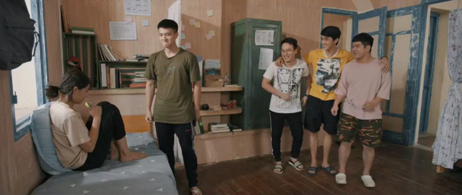 Chạy Trốn Thanh Xuân tập 8: Huỳnh Anh, Lưu Đê Ly xích lại gần nhau hơn nhờ chuyến đi xa - Ảnh 3.