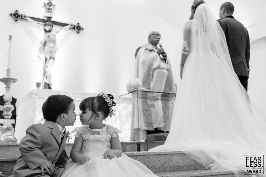 Nước mắt, nụ cười và cả sự cố khó đỡ làm nên những bức ảnh cưới đẹp nhất năm 2018! - Ảnh 7. Nước mắt, nụ cười và cả sự cố khó đỡ làm nên những bức ảnh cưới đẹp nhất năm 2018! - Ảnh 7.
