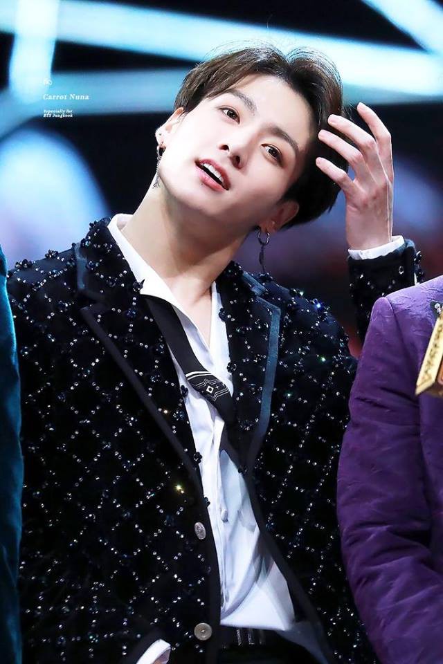 Fan Lo Lắng Tột Độ Khi Phát Hiện Jungkook Đau Dạ Dày Đến Mức Không Nhận  Giải Nổi Tại Mama 2018