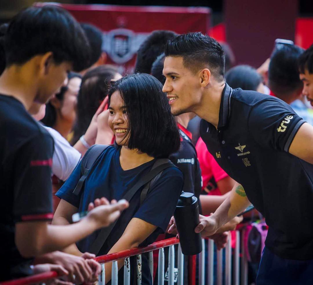 Sau trận bán kết lượt đi giữa Việt Nam - Philippines, đây chính là nhân vật được các fan girl truy info nhiều nhất - Ảnh 7. Sau trận bán kết lượt đi giữa Việt Nam - Philippines, đây chính là nhân vật được các fan girl truy info nhiều nhất - Ảnh 7.