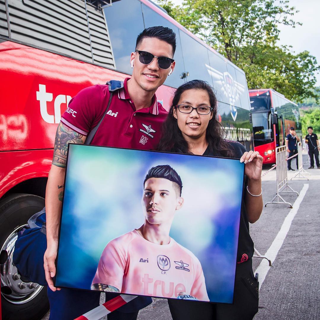 Sau trận bán kết lượt đi giữa Việt Nam - Philippines, đây chính là nhân vật được các fan girl truy info nhiều nhất - Ảnh 9. Sau trận bán kết lượt đi giữa Việt Nam - Philippines, đây chính là nhân vật được các fan girl truy info nhiều nhất - Ảnh 9.