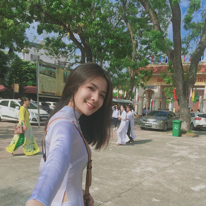 Đặt Mục Tiêu Phải Yêu Trai Đẹp Cao Hơn 1M8, Gái Xinh Bắc Ninh Bất Ngờ Kết  Hôn Với Người Lớn Hơn 7 Tuổi