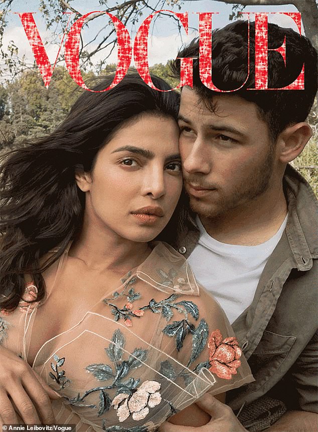 Nick Jonas và Hoa hậu Thế giới tung thêm bộ ảnh tạp chí cực lãng mạn nhân dịp đám cưới thế kỷ đang diễn ra - Ảnh 1.