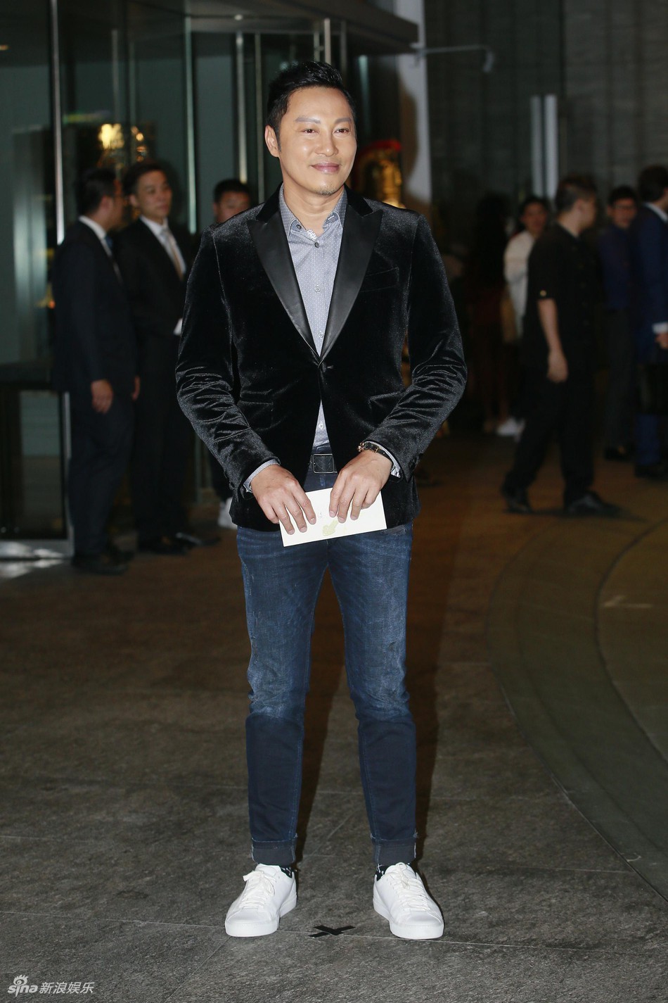 Đám cưới hoành tráng của Chung Hân Đồng: Ông trùm showbiz Hong Kong, con gái tài phiệt Macau cùng dàn sao hạng A tề tựu đông đủ - Ảnh 18. Đám cưới hoành tráng của Chung Hân Đồng: Ông trùm showbiz Hong Kong, con gái tài phiệt Macau cùng dàn sao hạng A tề tựu đông đủ - Ảnh 18.