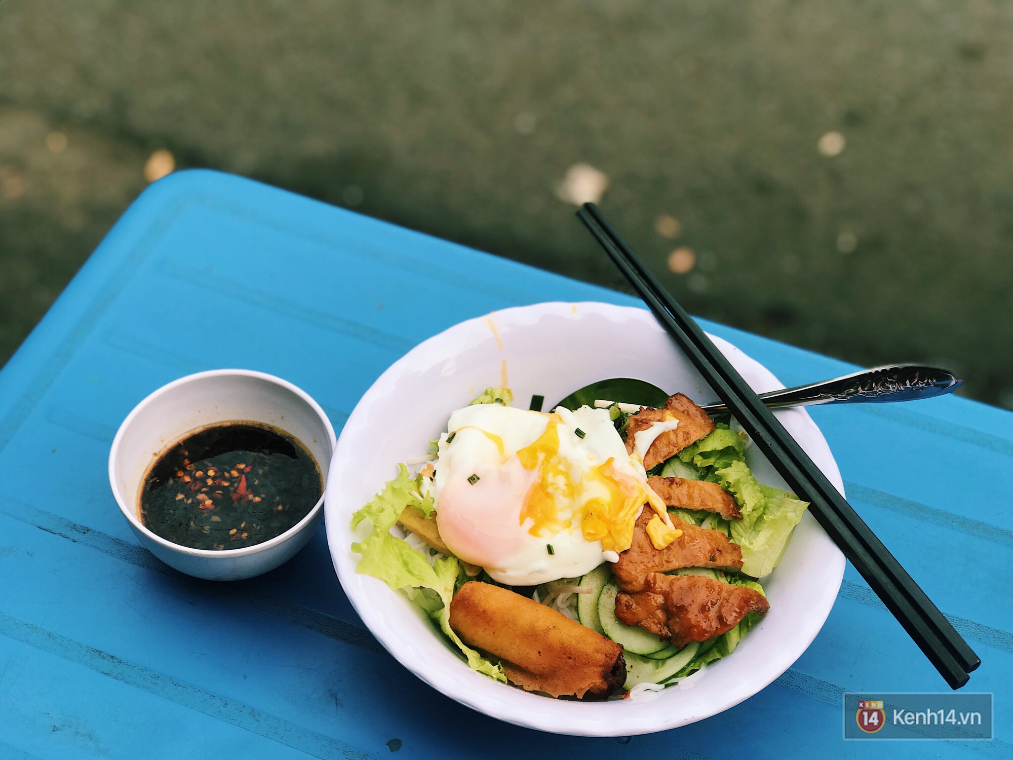 Bún xì dầu: món ăn nghe tên bần bần nhưng ngon bá cháy - Ảnh 1. Bún xì dầu: món ăn nghe tên bần bần nhưng ngon bá cháy - Ảnh 1.