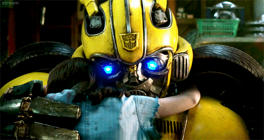 Tạo hình đã cute lạc lối, robot ong vàng Bumblebee phiên bản 2018 còn biết đốn tim cả thiên hạ - Ảnh 6.