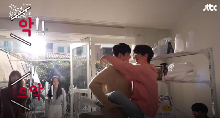 Nhọ như “Cô Tiên Dọn Dẹp” Kim Yoo Jung, trên phim trường cũng phải chịu cảnh làm “nữ phụ đam mỹ” - Ảnh 3. Nhọ như “Cô Tiên Dọn Dẹp” Kim Yoo Jung, trên phim trường cũng phải chịu cảnh làm “nữ phụ đam mỹ” - Ảnh 3.