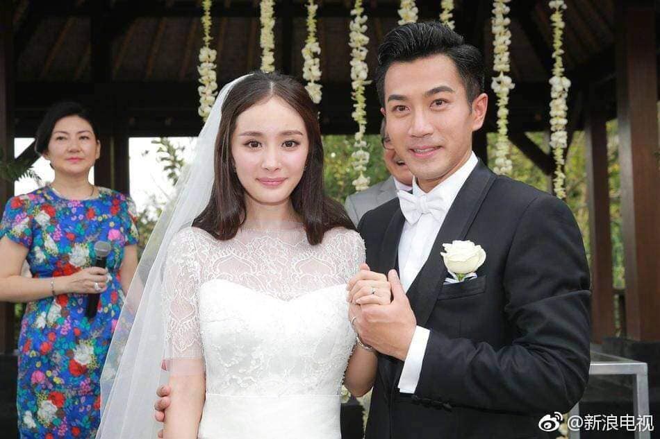Trước khi ly hôn, Dương Mịch - Lưu Khải Uy từng có những khoảnh khắc mặn nồng đến rụng tim - Ảnh 9. Trước khi ly hôn, Dương Mịch - Lưu Khải Uy từng có những khoảnh khắc mặn nồng đến rụng tim - Ảnh 9.