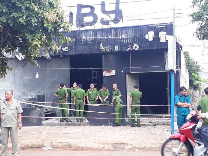 Vụ cháy nhà hàng 6 người chết ở Đồng Nai: Nạn nhân thứ 7 rất nguy kịch - Ảnh 1. Vụ cháy nhà hàng 6 người chết ở Đồng Nai: Nạn nhân thứ 7 rất nguy kịch - Ảnh 1.